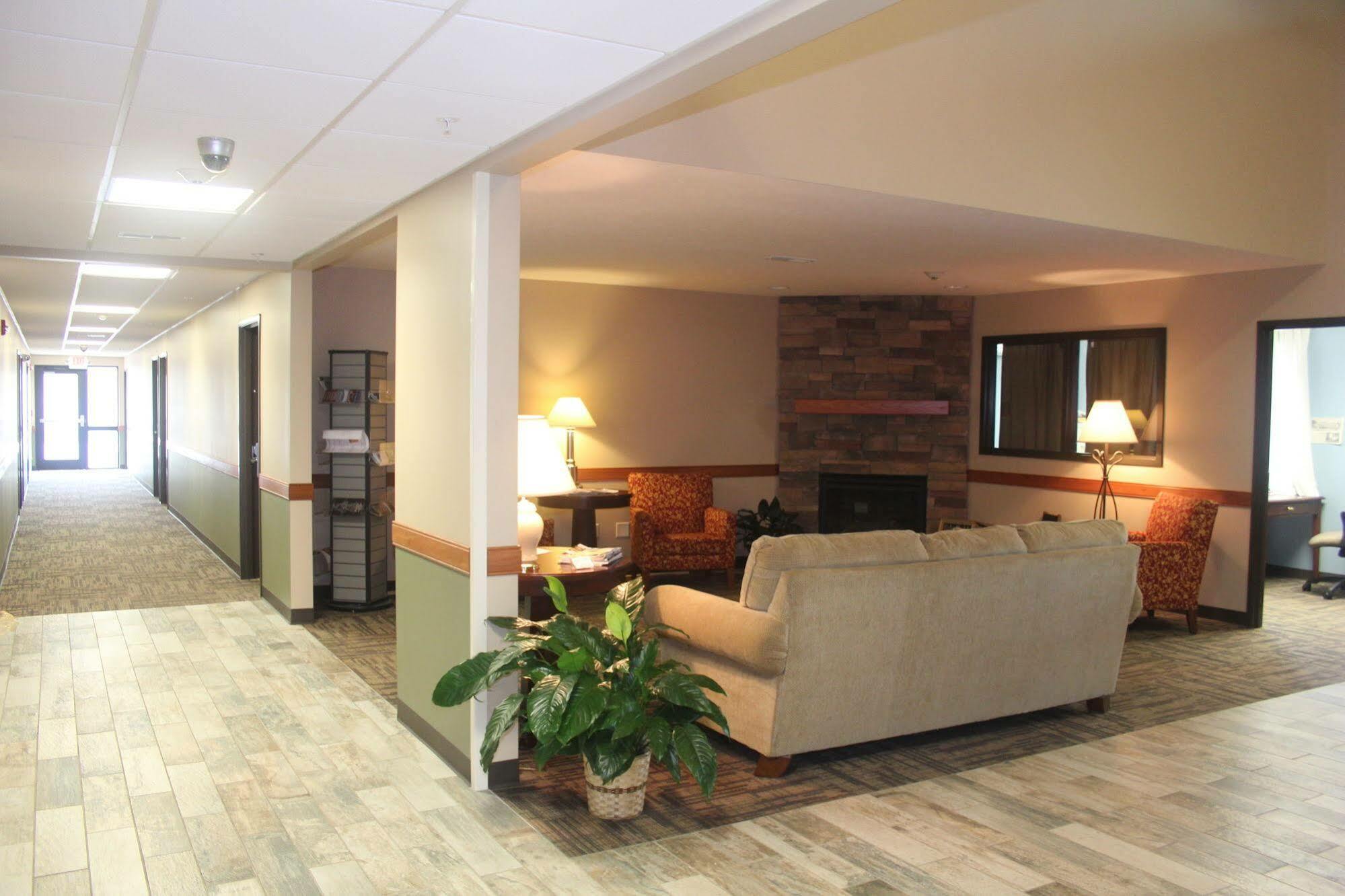 Green Acres Hotel Pittsfield ภายนอก รูปภาพ